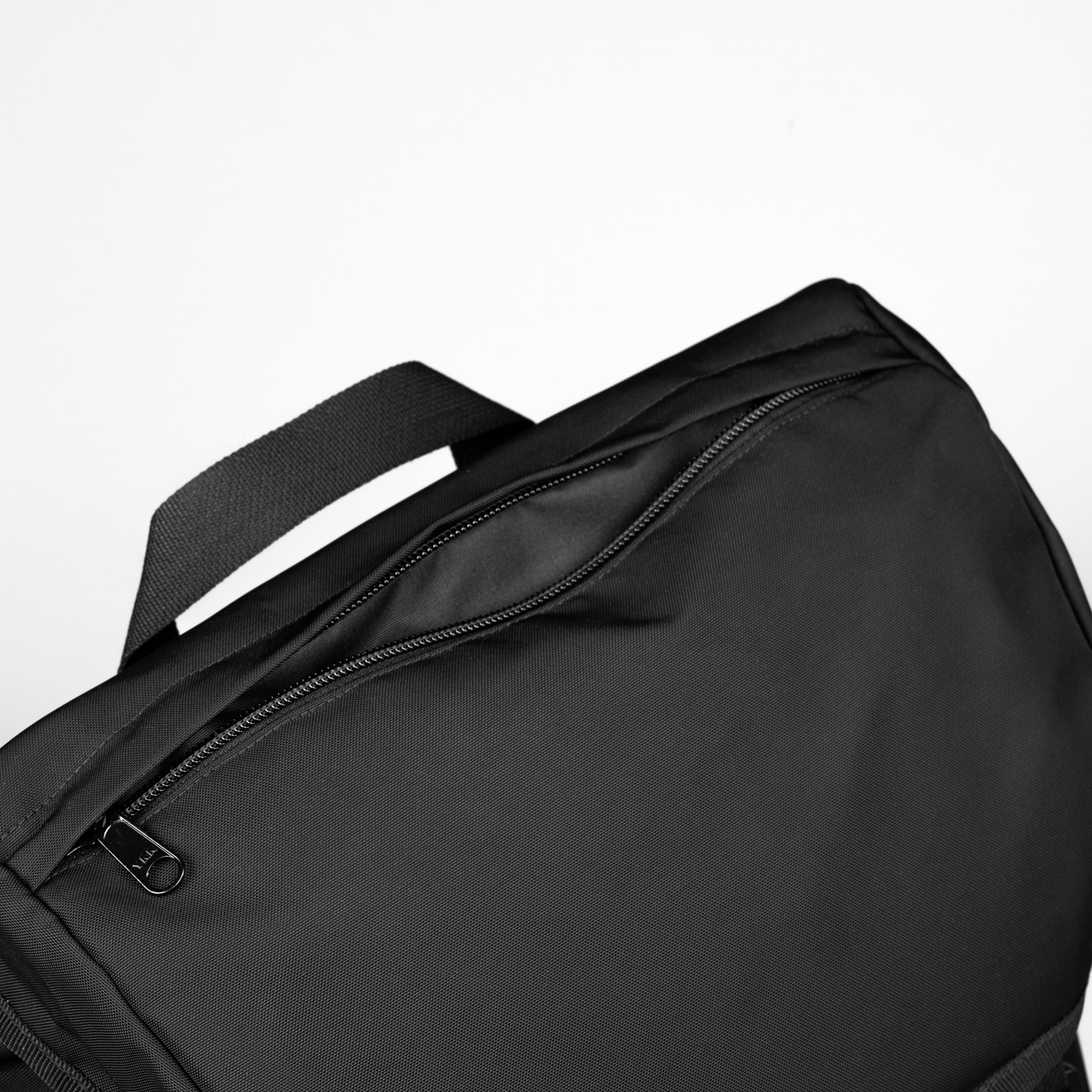картинка City SS Black от магазина Одежда+