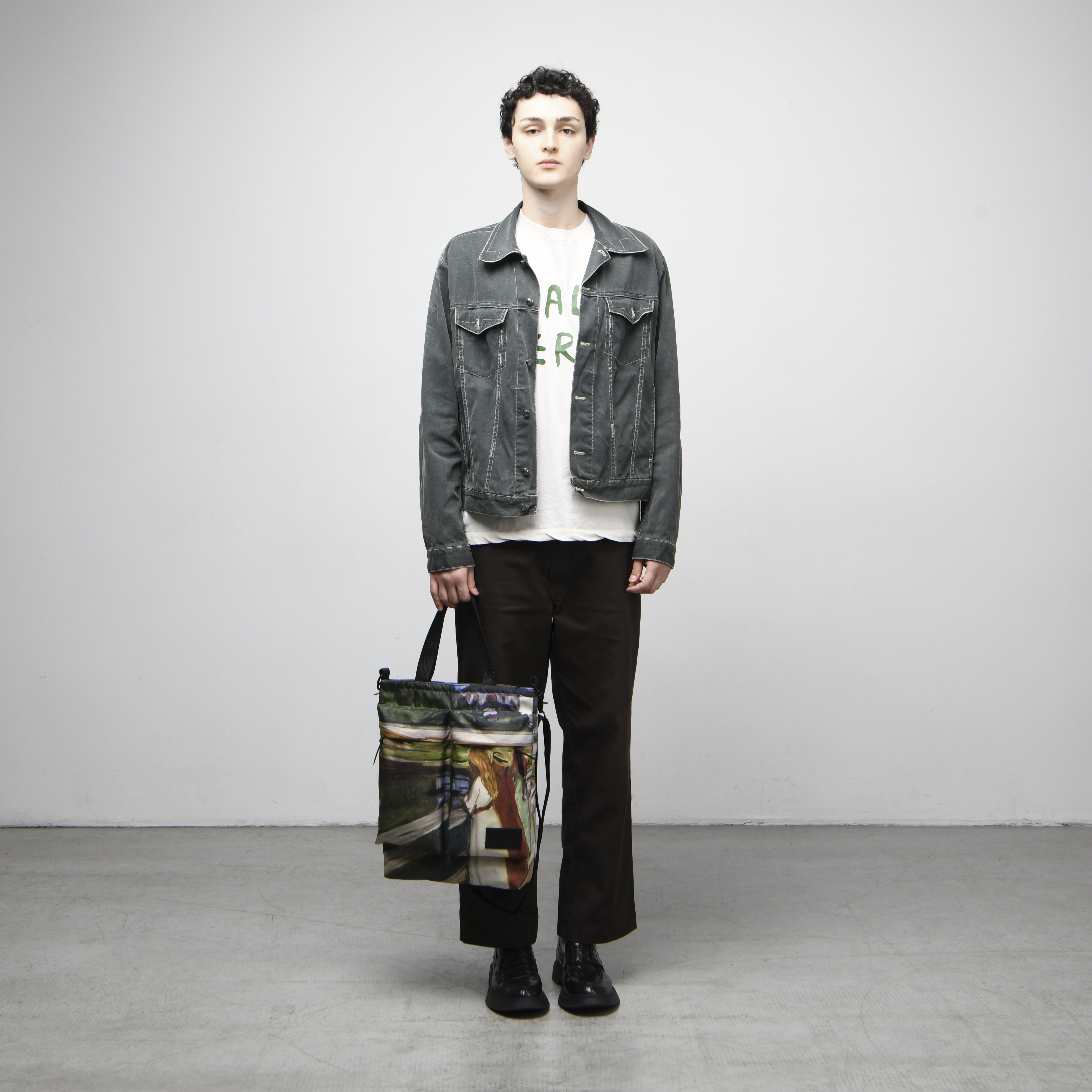 картинка Shopper Девушки на мосту (Эдвард Мунк) от магазина Good local