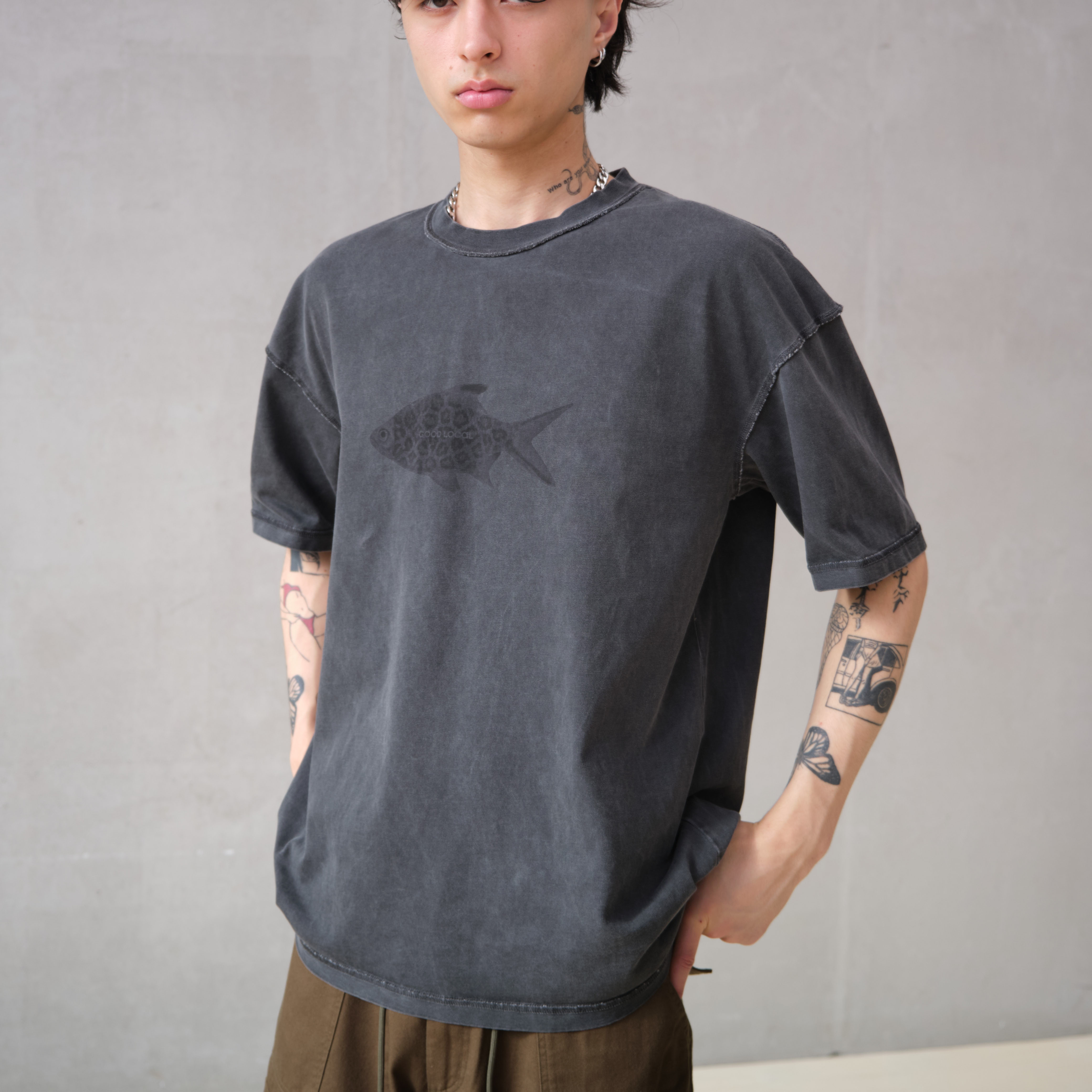 картинка Футболка T-shirt Canvas Line Gray Leopard Fish от магазина Good local
